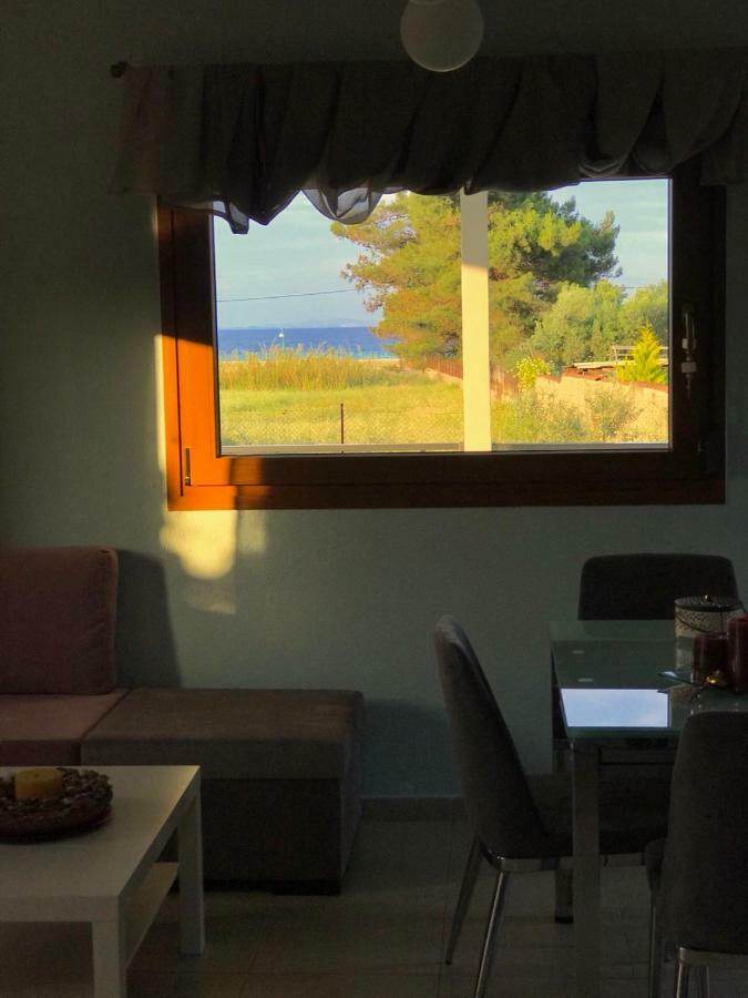 A House By The Sea Villa ออร์โมส ปานากีอาส ภายนอก รูปภาพ