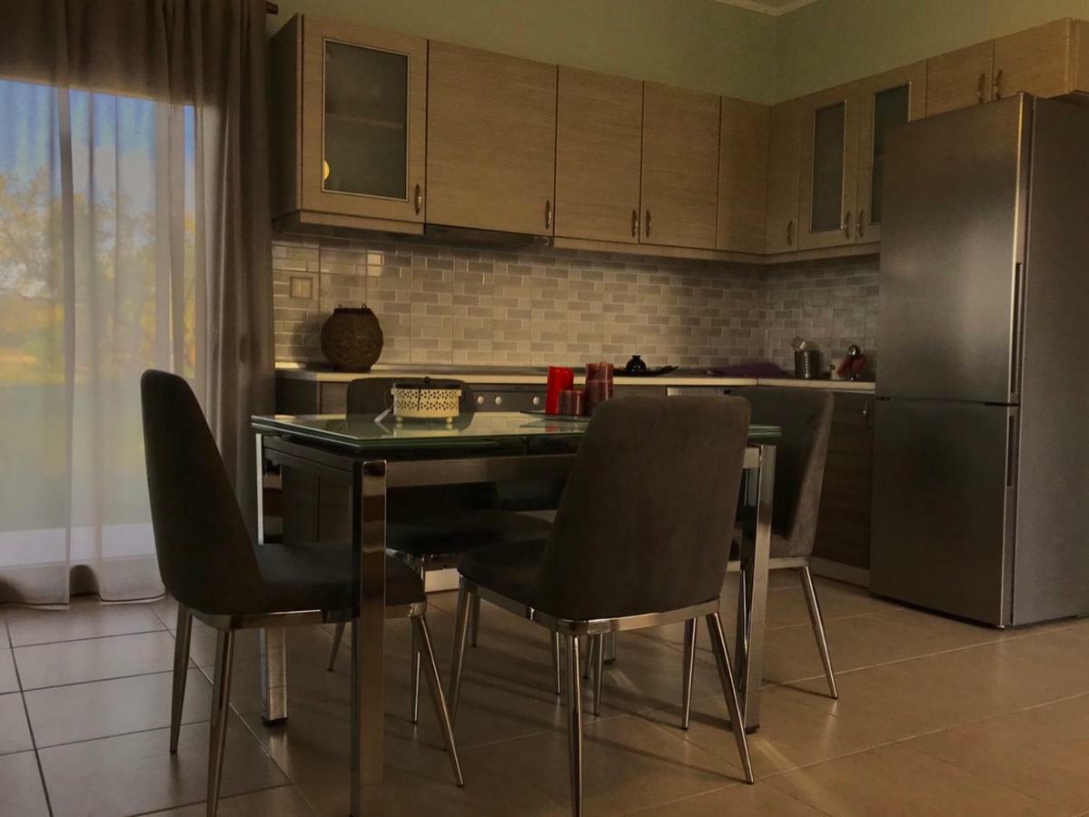 A House By The Sea Villa ออร์โมส ปานากีอาส ภายนอก รูปภาพ