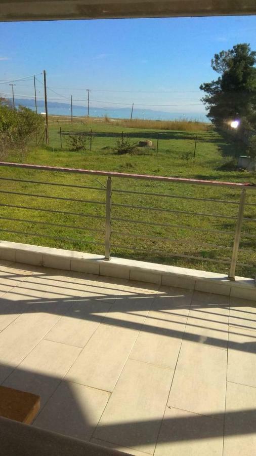 A House By The Sea Villa ออร์โมส ปานากีอาส ภายนอก รูปภาพ